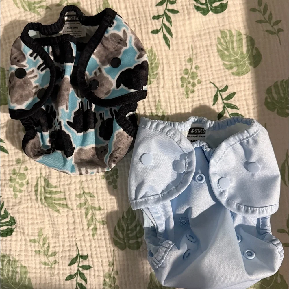 100% cotton cloth diapers (SEVEN) & 2 covers - Picture 4 of 6